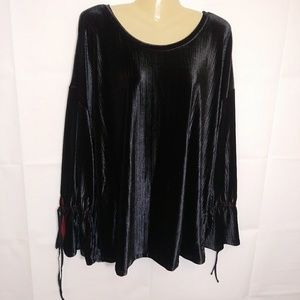 Cato Plus Size 18/20 Blouse Black Red Bell Sleeve